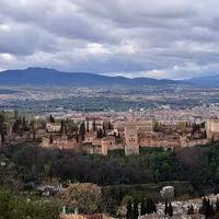 Alhambra y Generalife(incluye los BIC Muralla de la Alcazaba y Alhambra de Granada, así como Torres Bermejas)